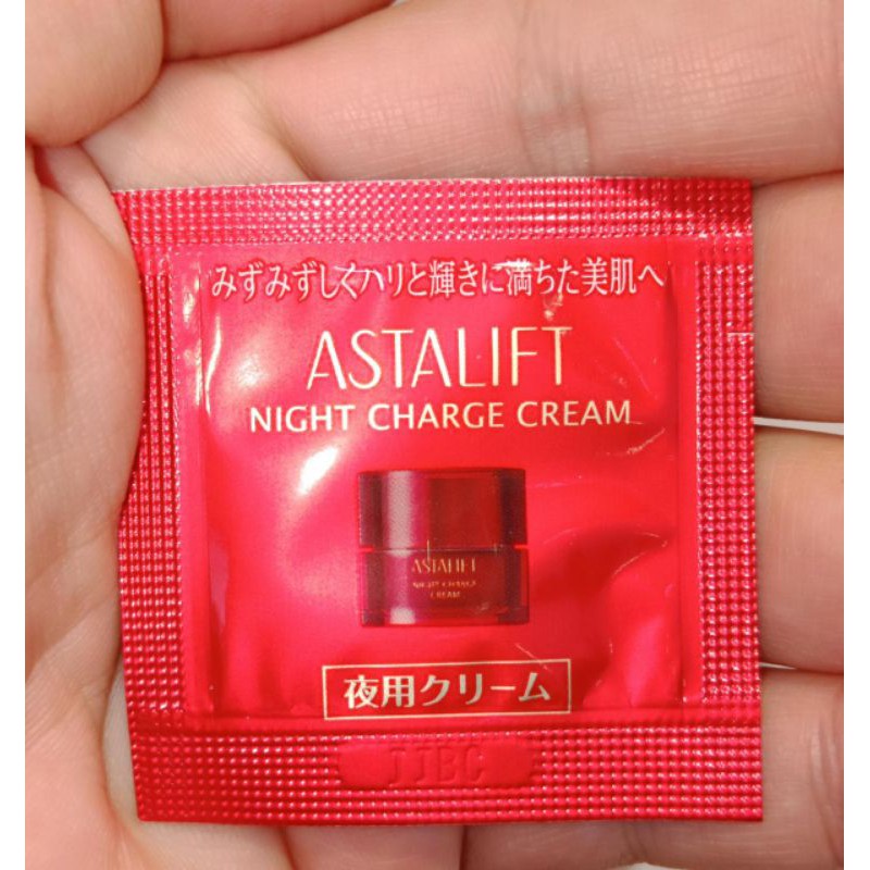 Jual Astalift night charge cream.0.7 gram Shopee Indonesia