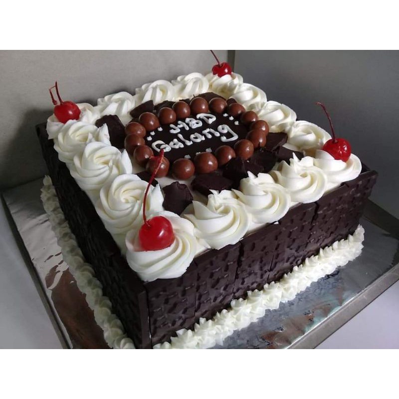 Jual Kue Ulang Tahun Cokelat Ball | Shopee Indonesia