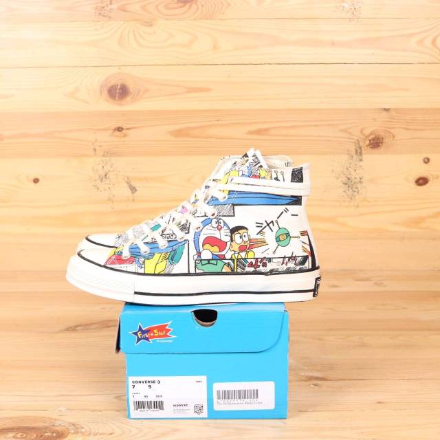 Sepatu Converse Doraemon