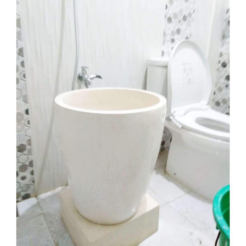 33+ Ide Desain Kamar Mandi Bak Air Tahun Ini Desain Rumah