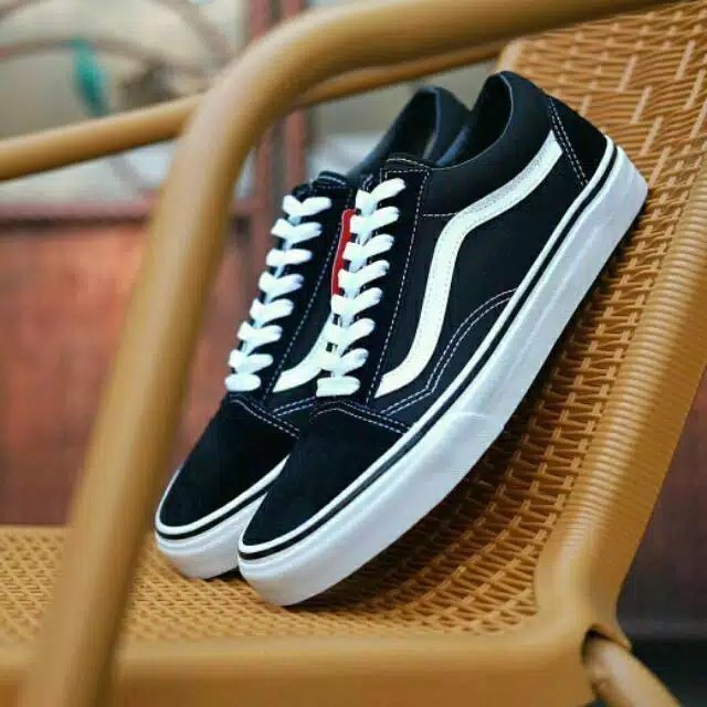 SEPATU VANS/sepatusnakres/sepatusantai/sepatujalanjalan/sepatukeren