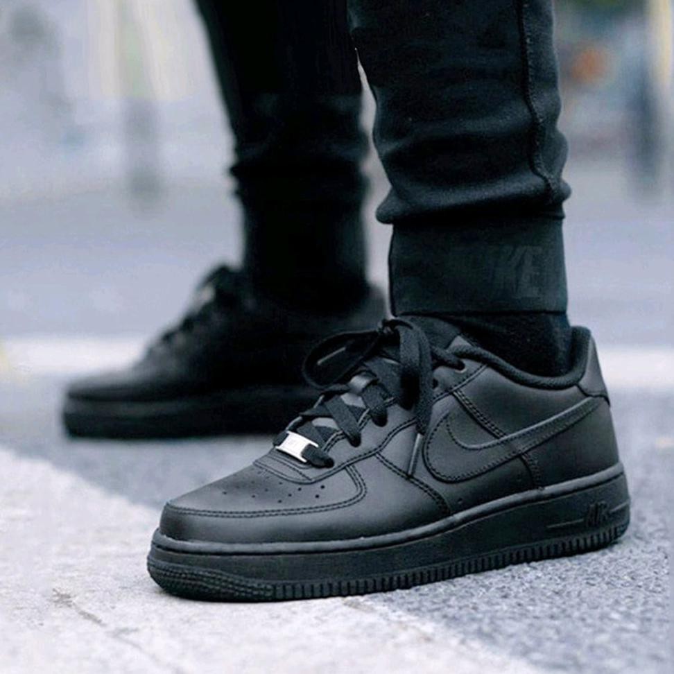 Jual Nike Air Force 1 Full Black Low | Shopee Indonesia