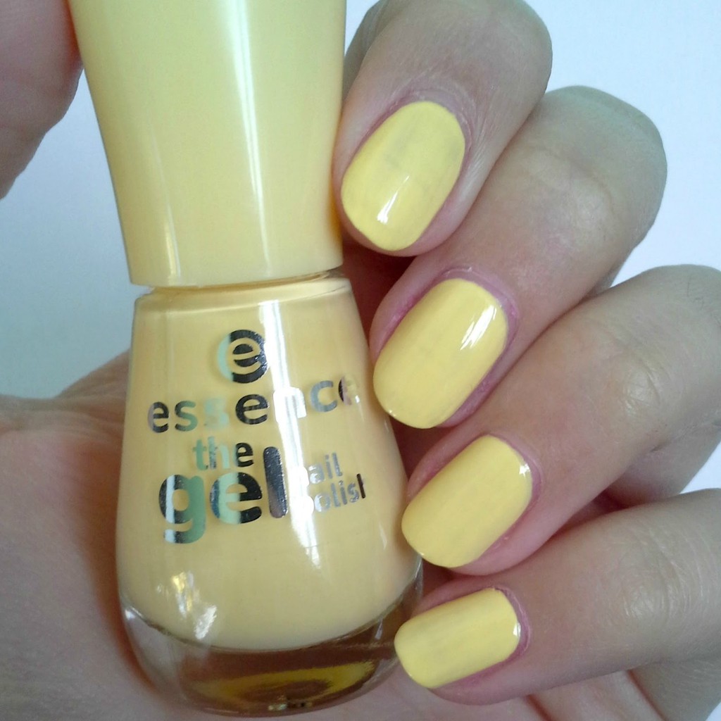 Jual Essence The Gel Nail Polish 38 Love Is In The Air | Shopee Indonesia