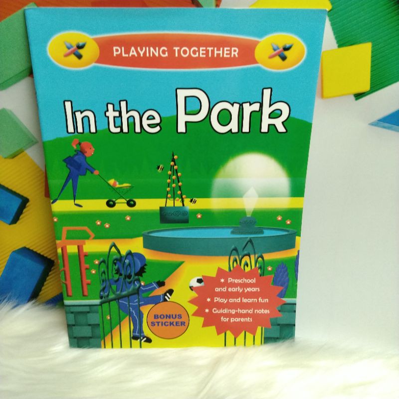 Buku Aktivitas bahasa inggris / Playing Together In The Park | Shopee  Indonesia
