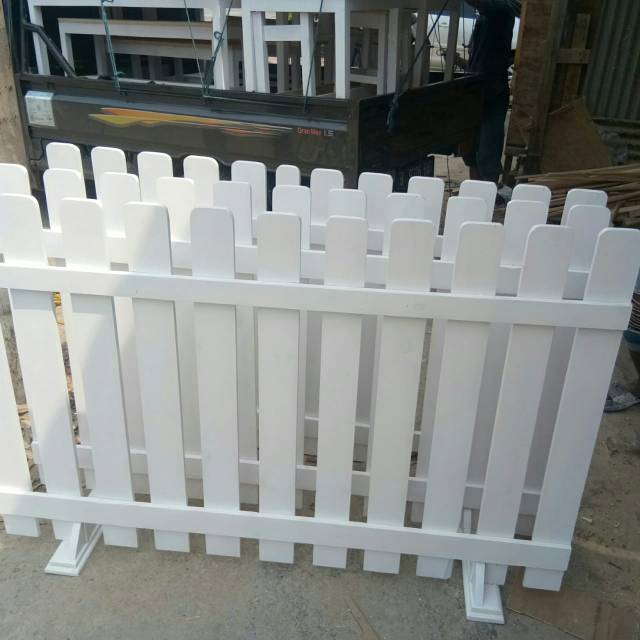 PAGAR KAYU JATI BELANDA 100X100CM CAT PUTIH Shopee Indonesia