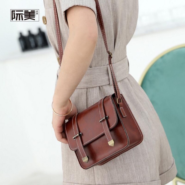 Rowling menghadirkan tas fashion wanita terbaru 2019