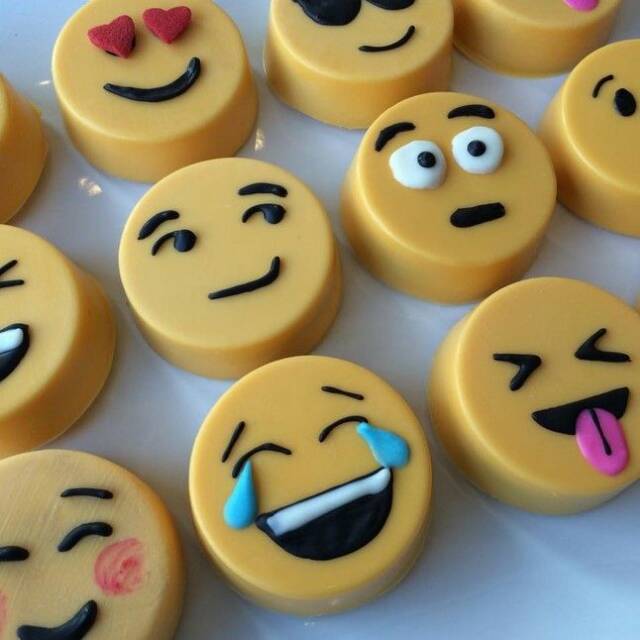 Gambar Kue Ulang Tahun Emoticon Gambar Ngetrend dan VIRAL