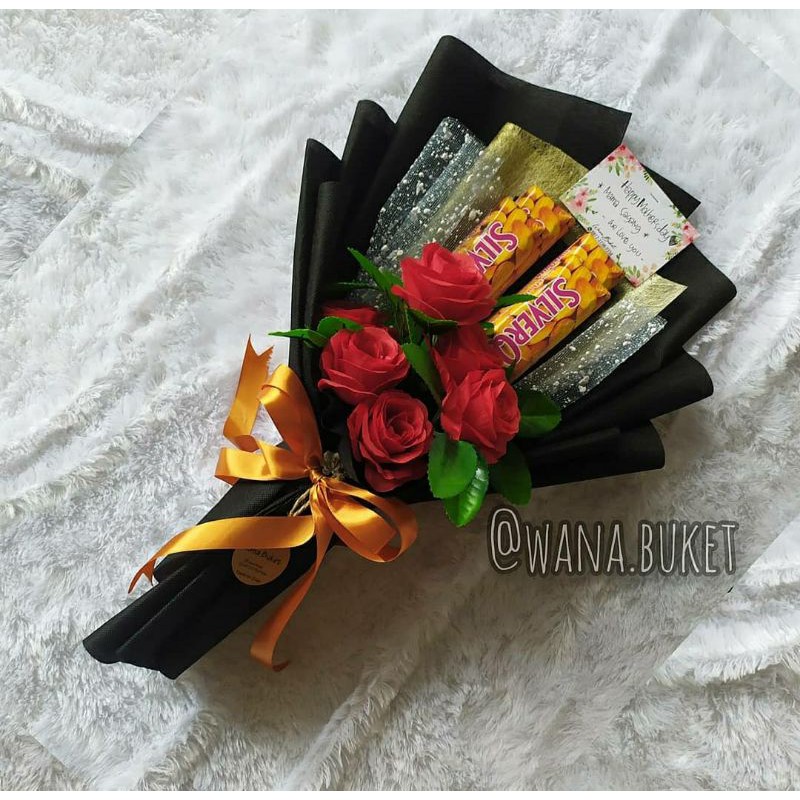 Jual Buket Coklat 65Gr Bisa Request Buket Bunga Dan Coklat Silverqueen Buket Valentine | Shopee Indonesia