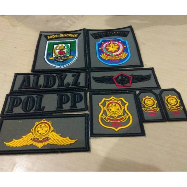 Atribut PDL timbul untuk Satpol PP Shopee Indonesia