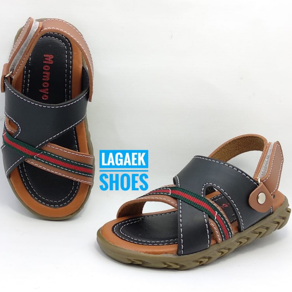 SANDAL SEPATU ANAK USIA 1 2 3 TAHUN HITAM TALI SILANG MOTIF STRIP MERAH