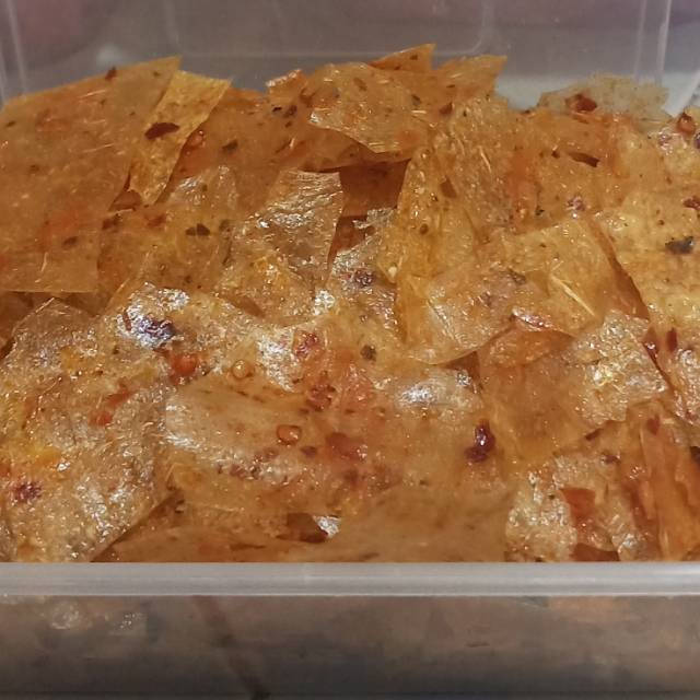 Keripik beling kemasan pouch ukuran 50 gr dan 100 gr varian pedas dan