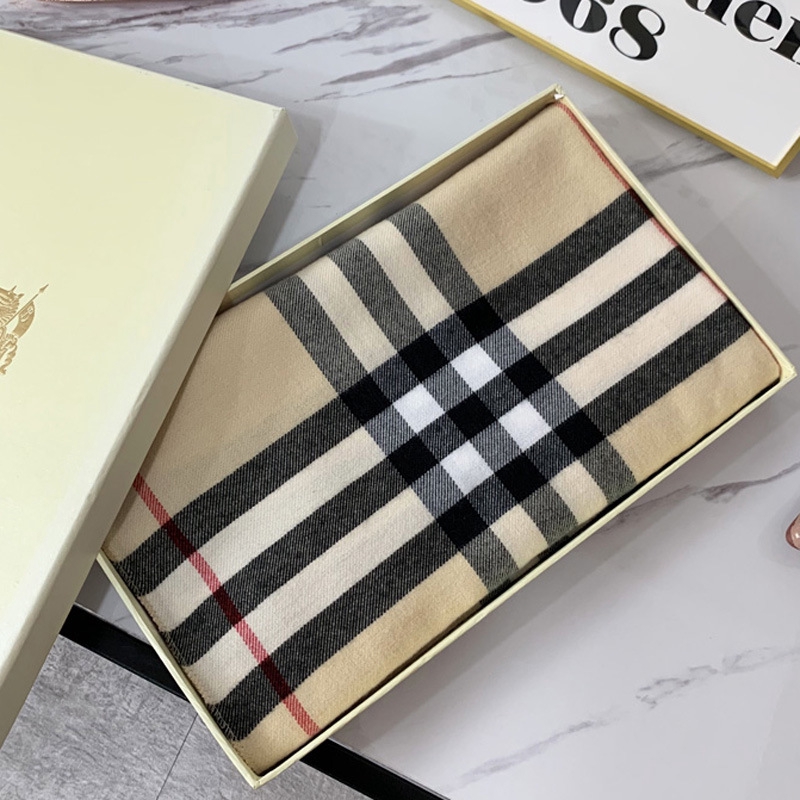 Syal Wanita Bahan Kasmir Imitasi Motif KotakKotak Gaya British untuk