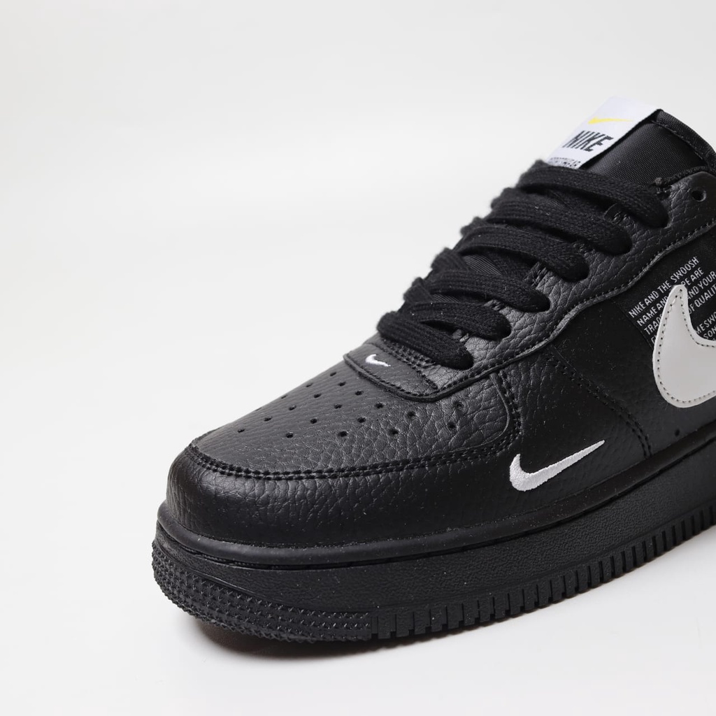 Jual Sepatu Nike Air Force 1 07 Lv8 Utility Black | Shopee Indonesia