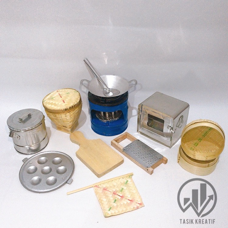Jual Mainan Masak Masakan Kitchen Set Anak Tradisional 1 Set 11 Item | Shopee Indonesia