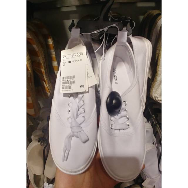Sepatu cewek H&M Shopee Indonesia