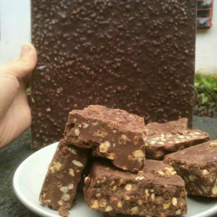 Jual Cokelat Blok Silverqueen 250 Gram | Shopee Indonesia