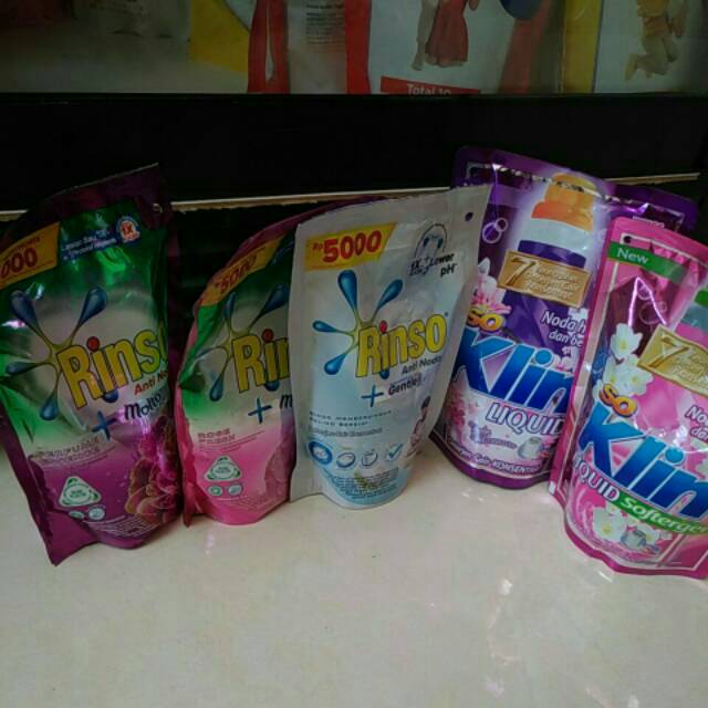 Deterjen Cair Soklin Liquid Rinso Molto 5000 an 215ml Shopee Indonesia