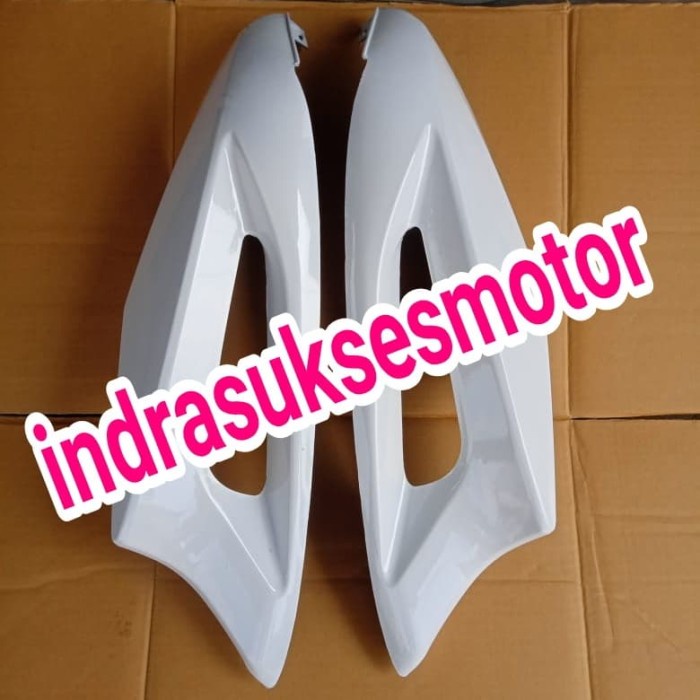 Jual sayap body depan bagian atas motor honda blade lama warna putih Shopee Indonesia