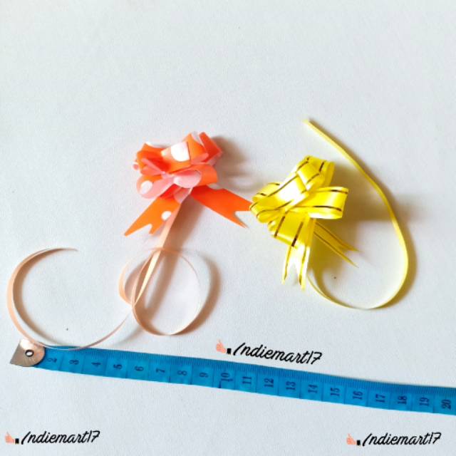 Hiasan Pita Tarik Sarekil