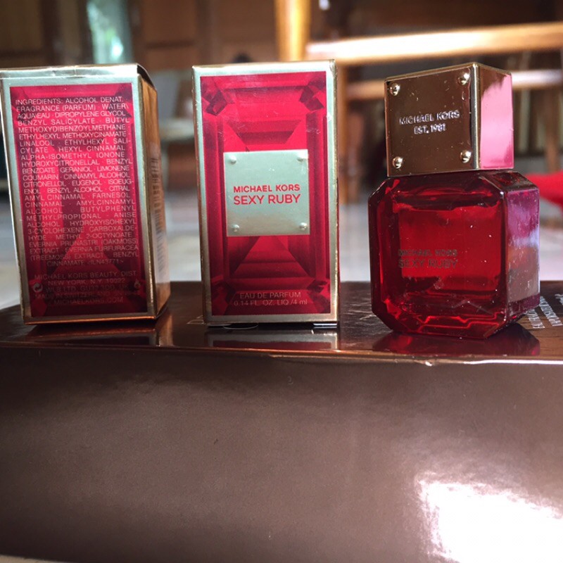 Jual New Original Eu De Perfume Michael Kors Sexy Ruby 4 Ml | Shopee Indonesia