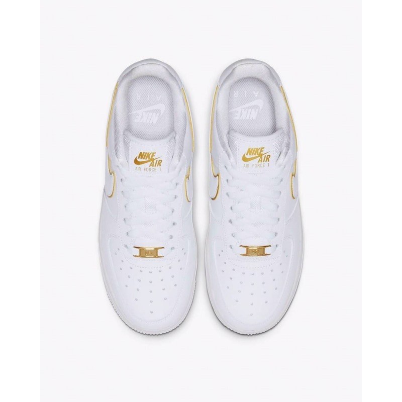 Jual Women's Nike Air Force 1 '07 Essential White/Metallic Gold 100% Authentic | Shopee Indonesia