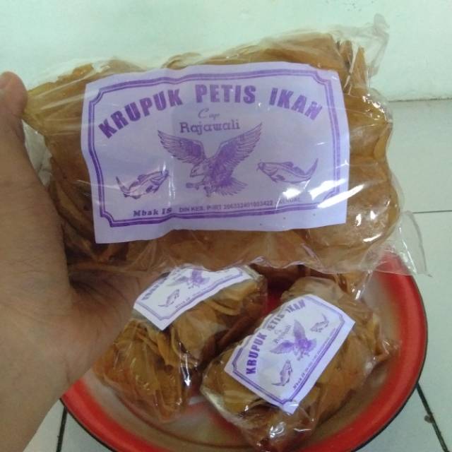 Kerupuk mentah krupuk Petis Rasa Ikan Cap Rajawali Kemasan Oleh oleh