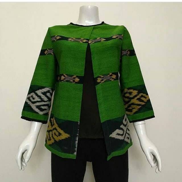 20+ Inspirasi Model Baju Adat Tolaki Untuk Kantor Smart Mommy