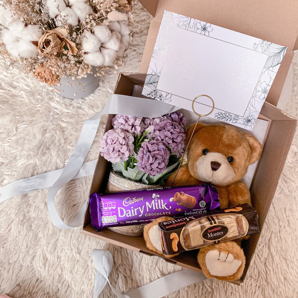 Hadiah Untuk Wanita Sederhana Intip 9 ide hadiah terbaik