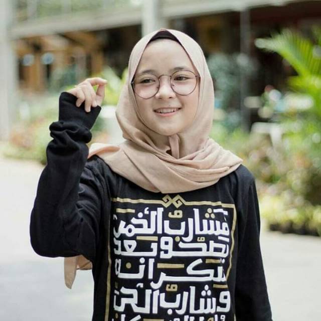 Kaos Distro Nisa Sabyan hits || Combed 30s||Plastisol | Shopee Indonesia