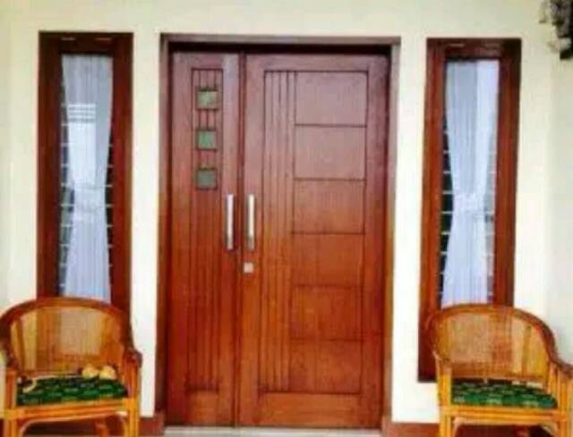 Set kusen pintu dan jendela model kupu2 kayu kamper Samarinda | Shopee  Indonesia