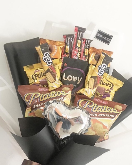Jual Bucket Snck / Bouquet Snack / Hitam Putih | Shopee Indonesia