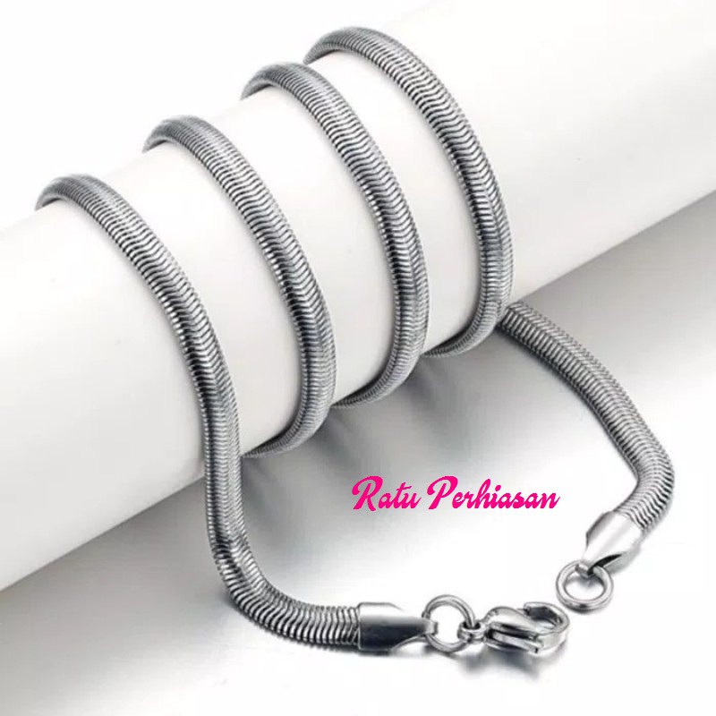 Kalung Titanium Pria Wanita Belut Ular Pipih Silver