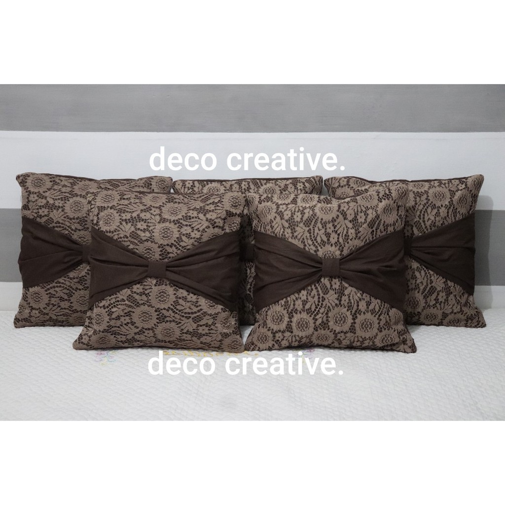 Jual 1 Set Sarung Bantal Sofa Warna Coklat Model Lapis Brukat 5 Pcs Ukuran 40X40 Free Masker !! | Shopee Indonesia