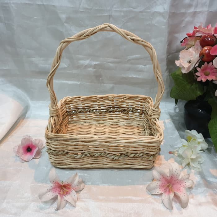 K47S Keranjang rotan persegi tangkai kecil 15x12x6 cm