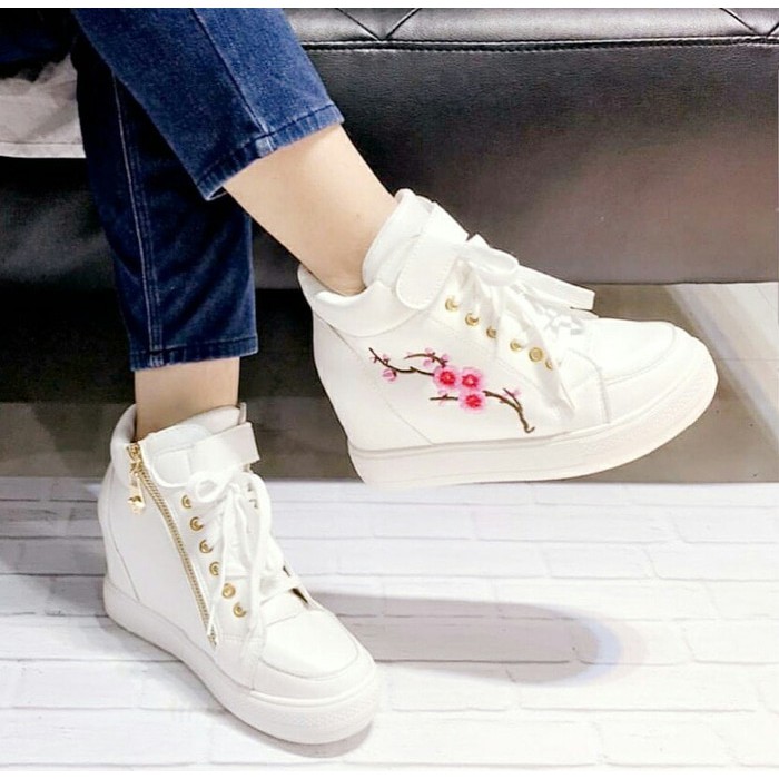 Sepatu Boots BUNGA MD58 Wanita Black Fashion Terbaru B032