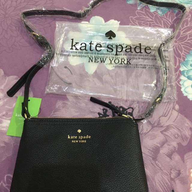 Jual Kate spade sling bag authentic quality black and maroon Shopee