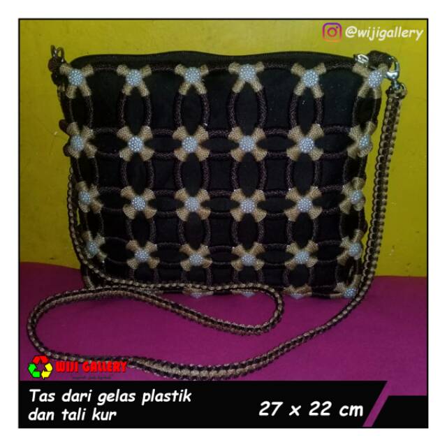 Cara Membuat Tas Dari Bibir Gelas Plastik