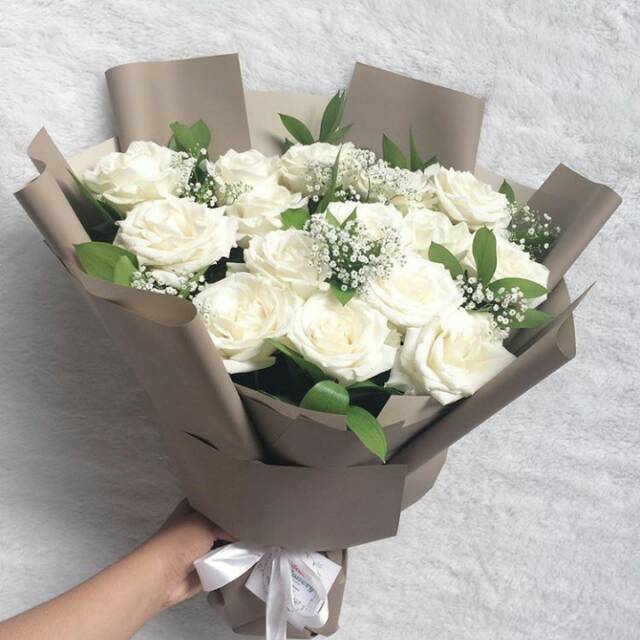 Buket Bunga Segar Mawar Putih/ Fresh Flower Bouquet GOJEK ONLY