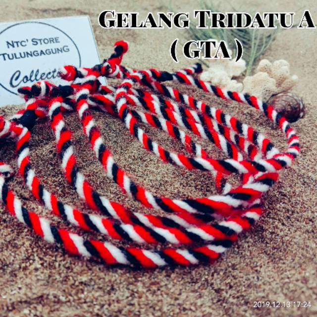 Gelang Tridatu atau Gelang Telon | Shopee Indonesia