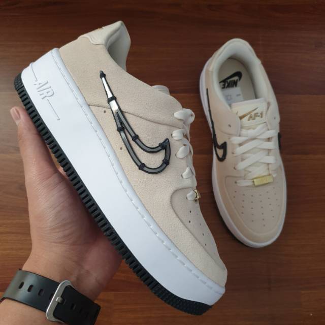 Jual W Nike Air Force 1 Sage Low Lx / Original 100% | Shopee Indonesia