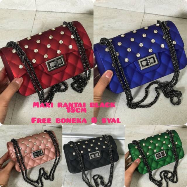 TAS IMPORT JAKARTA CLASSIC MAXI DIAMOND RANTAI HITAM JELLY MATTE UK22 dan UK18 Shopee Indonesia