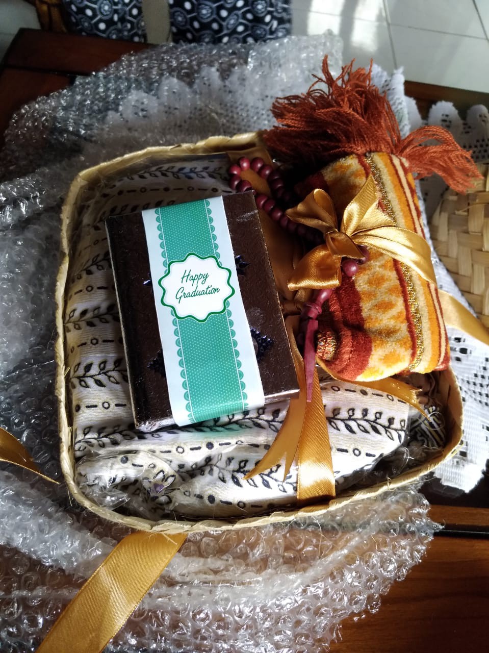 Hampers Mukena Hampers ulang tahun / kado wisuda / hampers