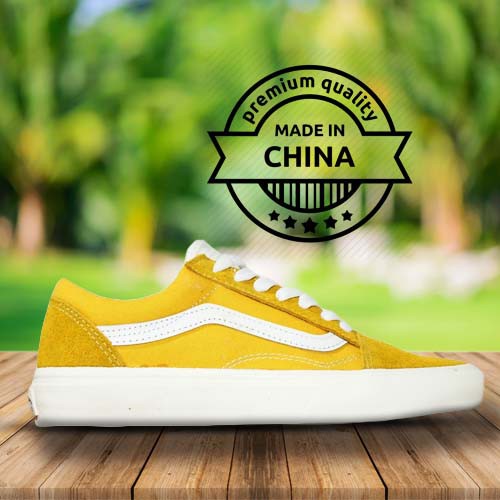 VANS RETRO SPORT Sepatu cwe , sepatu cwek , sepatu warna kuning