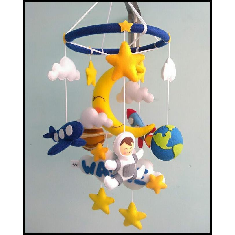 Jual Best Seller Mainan Gantung Bayi Astronot Bisa Pakai Nama Anak / Hanging Toys | Shopee Indonesia