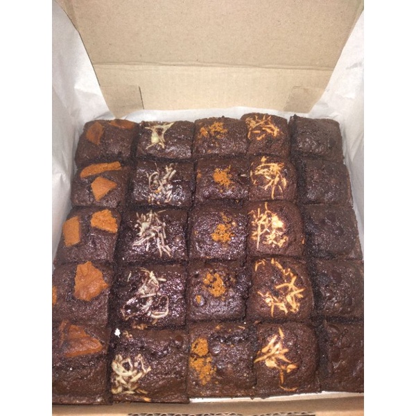 Jual Fudgy Brownies 20x20 cm (Browncubes) Shopee Indonesia