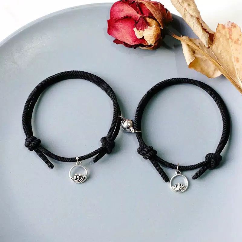 gelang couple magnet tali saling tarik menarik hadiah pasangan persahabatan  | Shopee Indonesia