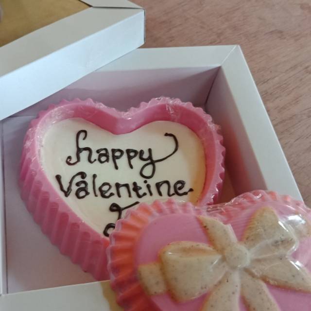 Jual Coklat Box Ucapan Cinta/Coklat Valentine,/Coklat Unik/Love Box | Shopee Indonesia