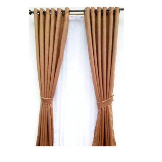 Jual Gorden Blackout Polos Import Premium Warna Coklat Muda Model Smokring Ukuran Lebar 130 Cm T 200 Cm | Shopee Indonesia