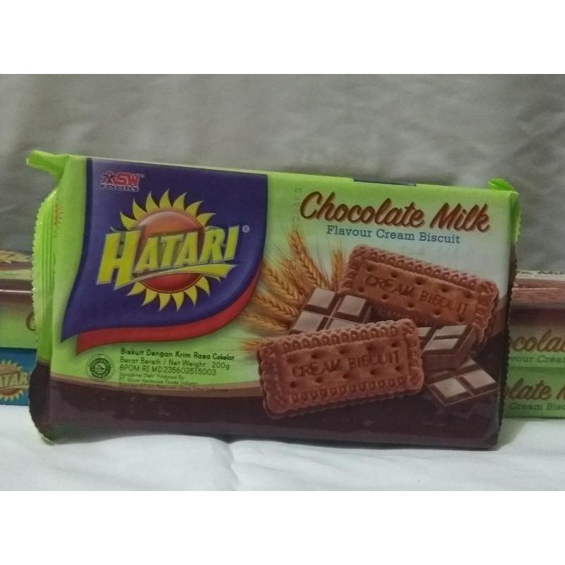 Jual Aneka Snack Hatari Chocolate Milk Cream 200Gram/ Snack Grosir/Biskuit Enak/Biskuit Coklat | Shopee Indonesia