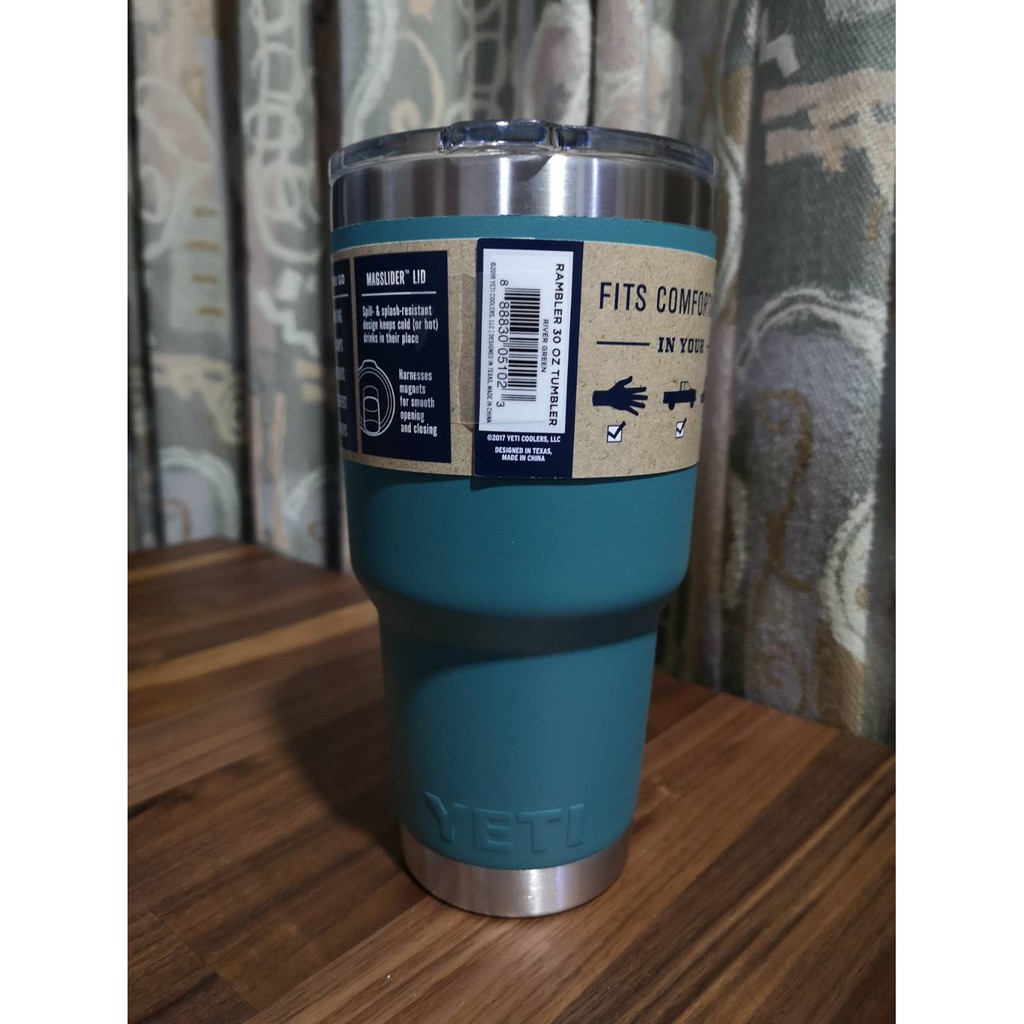 แก้ว YETI แท้ รุ่น RAMBLER 30oz สีที่เลิกผลิตแล้ว River Green (พร้อมส่ง